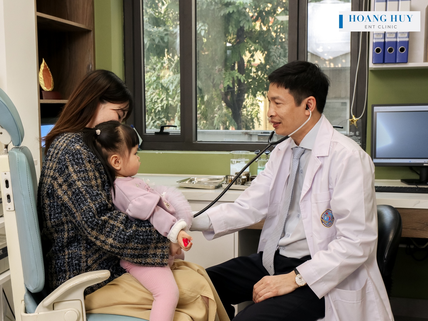 Chăm sóc tai mũi họng sai cách, triệu chứng nhỏ thành bệnh lý kéo dài